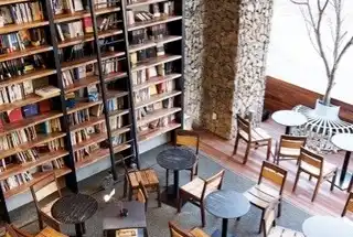 Library & Cafe